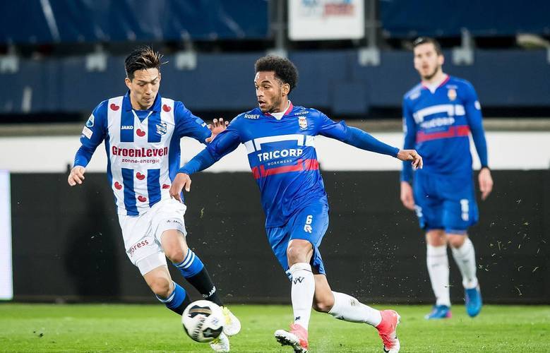 黄牌警告就 黄牌警告就