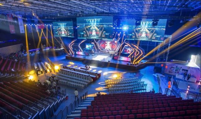 行已10年 行已10年