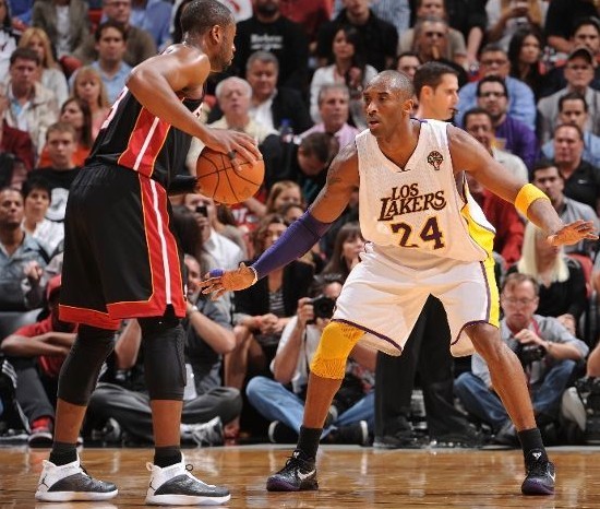 更是更衣室 更是更衣室