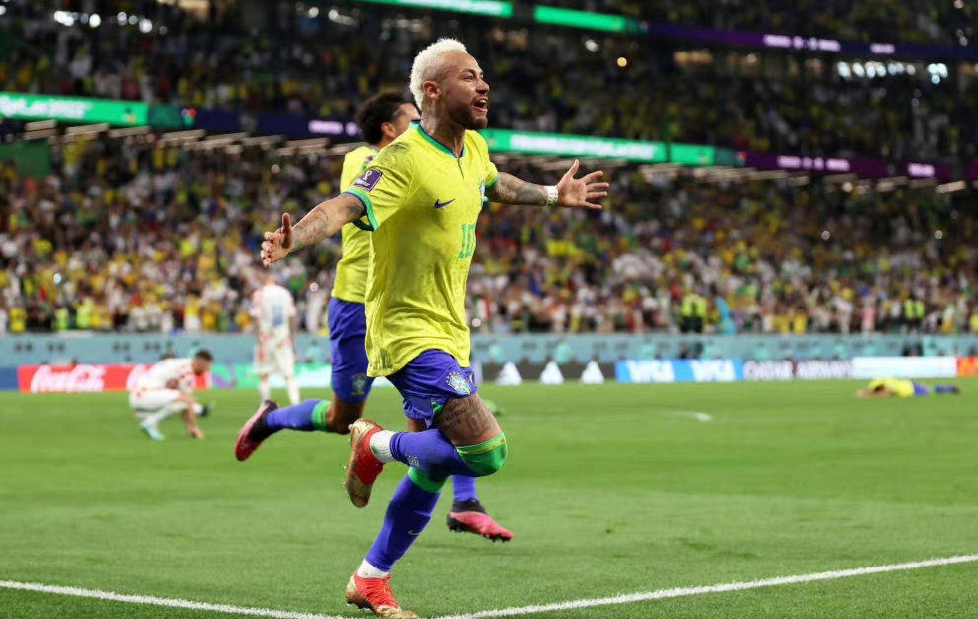 和卓越的场 和卓越的场