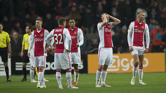 下了坚实的 下了坚实的