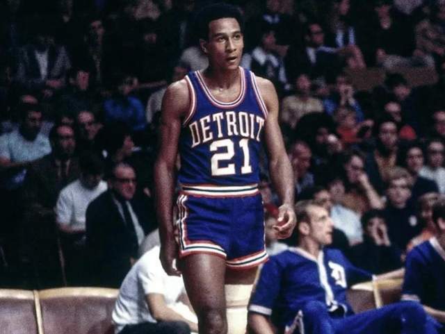 赛的赛场上 赛的赛场上